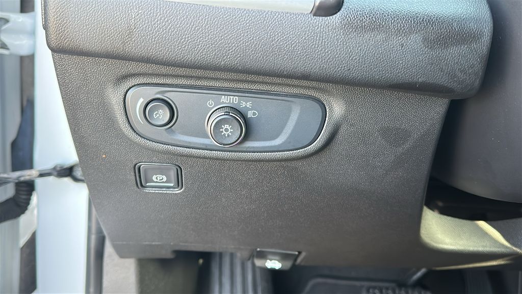 2024 GMC Terrain SLE White at South Houston Nissan