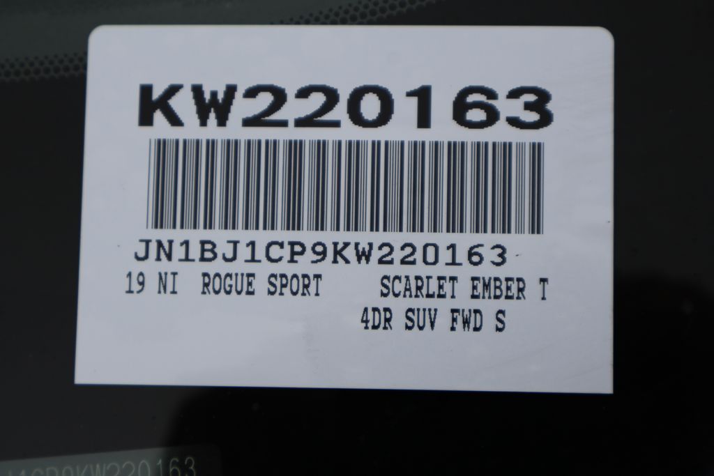 Thumbnail: 2019 Nissan Rogue Sport - 8