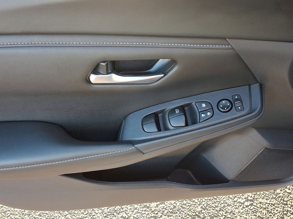 Thumbnail: 2024 Nissan Sentra - 13