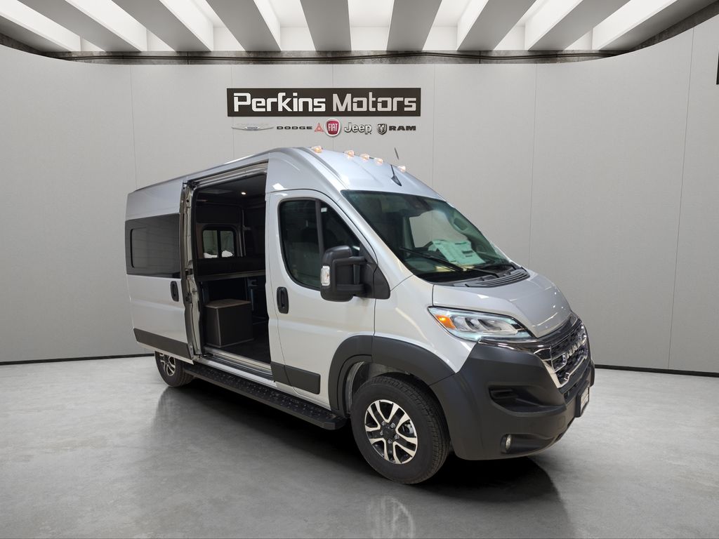 Bright Silver Clearcoat Metallic 2025 RAM ProMaster Van Front-Wheel Drive 9-Speed Automatic