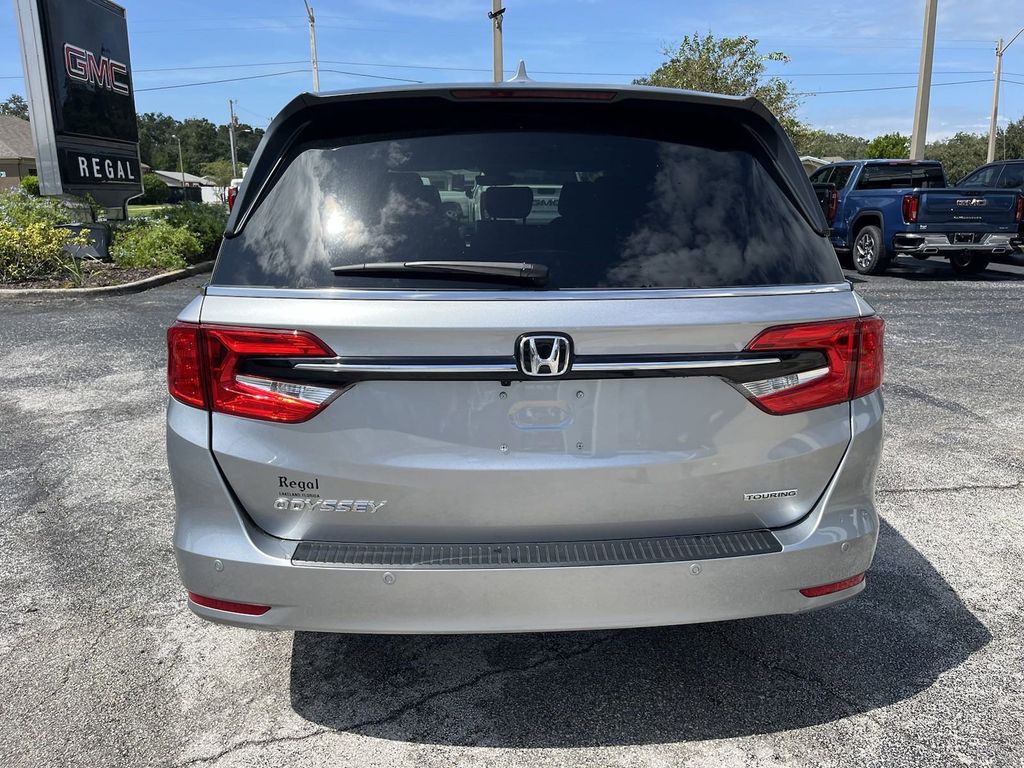 2024 Honda Odyssey Touring 3