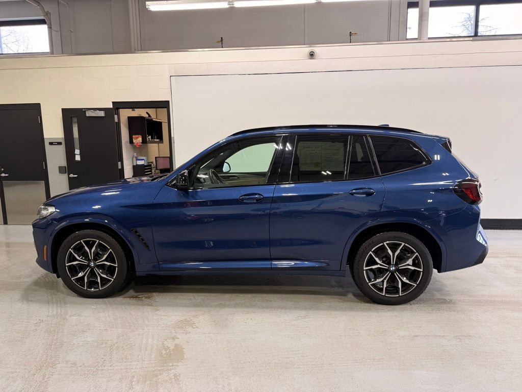 Thumbnail: 2023 BMW X3 - 2
