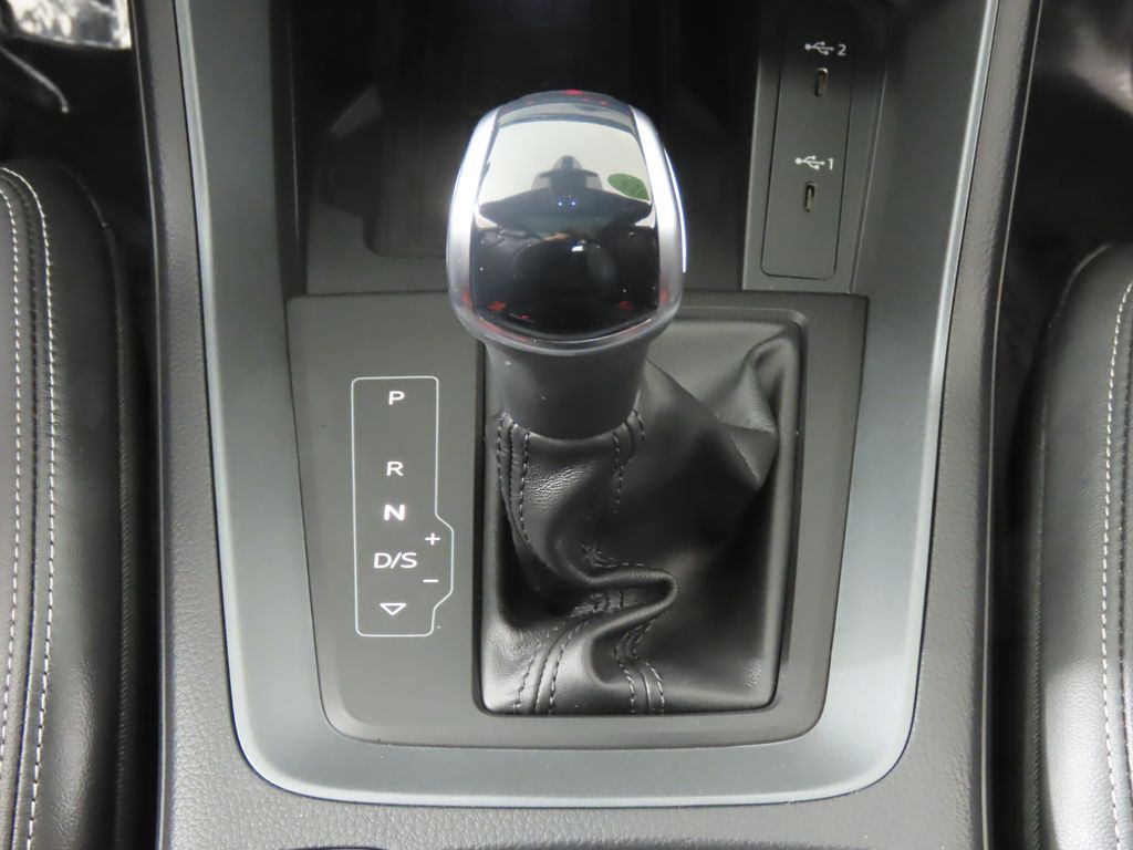 Thumbnail: 2025 Audi Q3 - 24