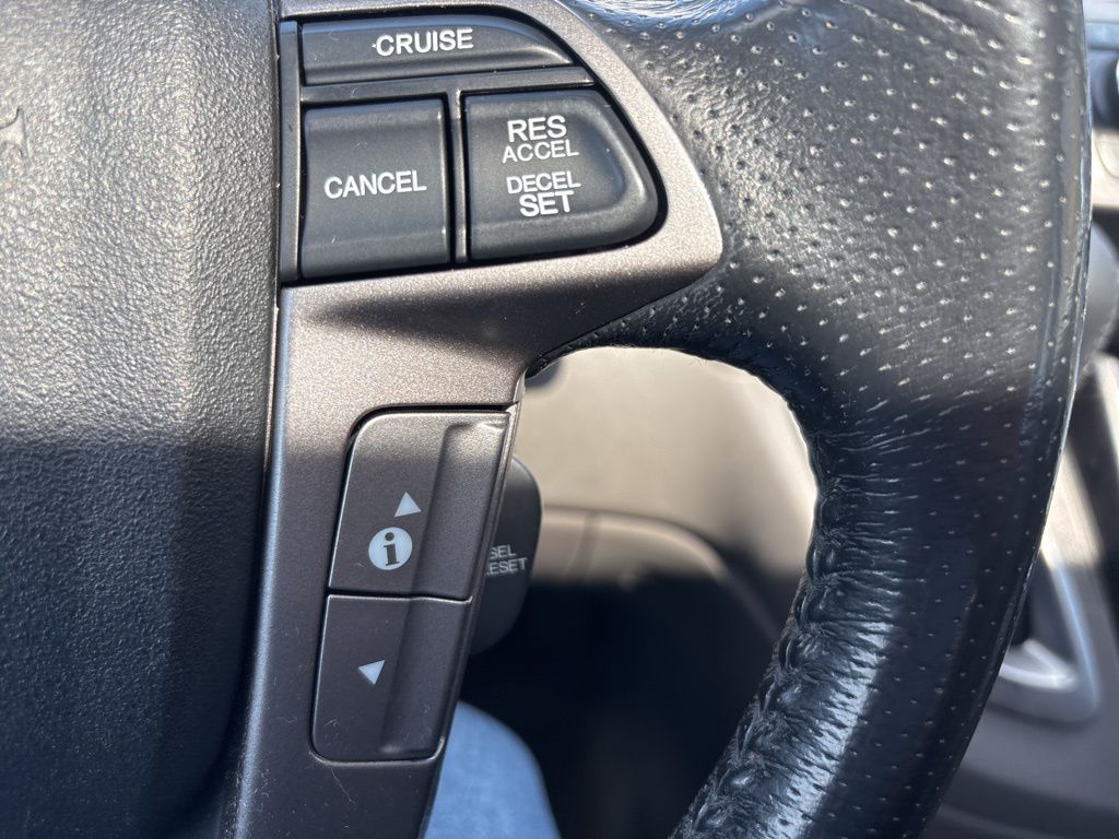 2015 Honda Odyssey Touring Elite photo 37