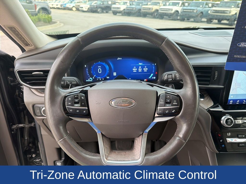 2021 Ford Explorer Platinum