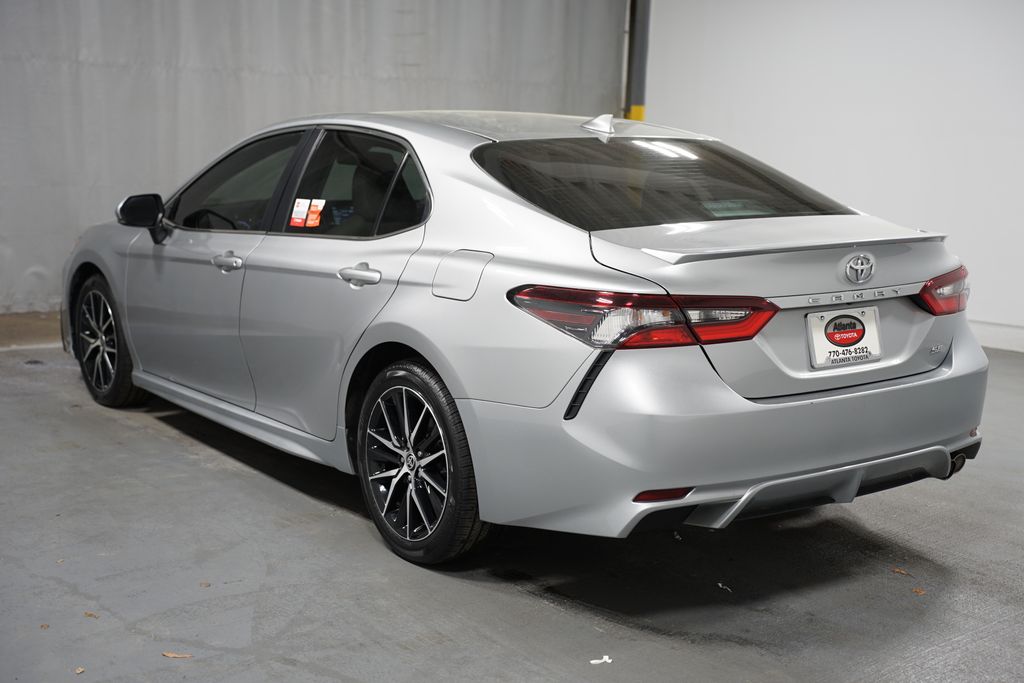 2023 Toyota Camry SE 6
