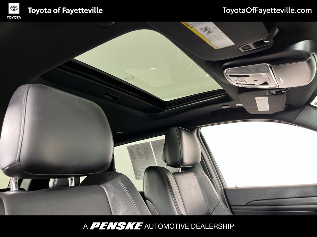 Thumbnail: 2019 Jeep Grand Cherokee - 11