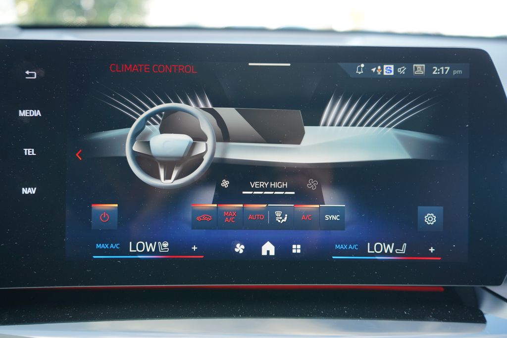 Thumbnail: 2026 BMW X1 - 18