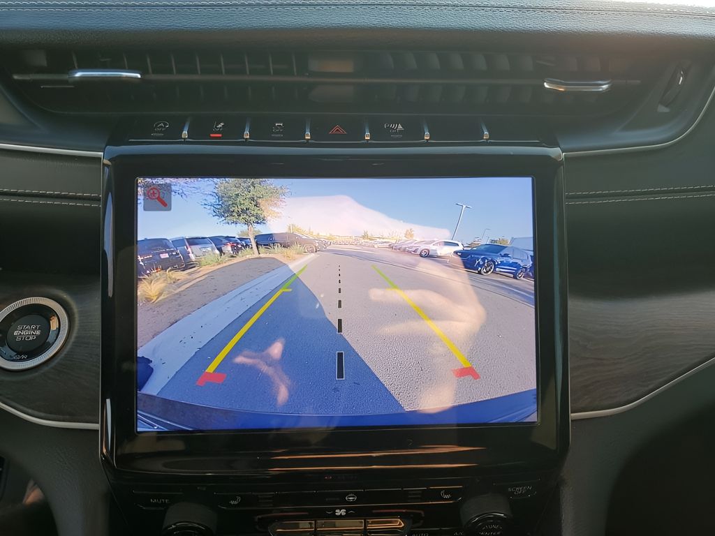 Used Car 2023 Jeep Grand Cherokee  Limited For Sale Under $30,000 In Austin, Texas