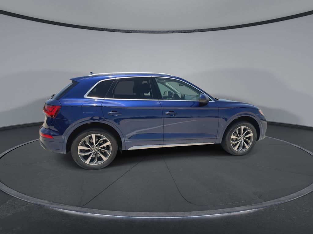Thumbnail: 2021 Audi Q5 - 9