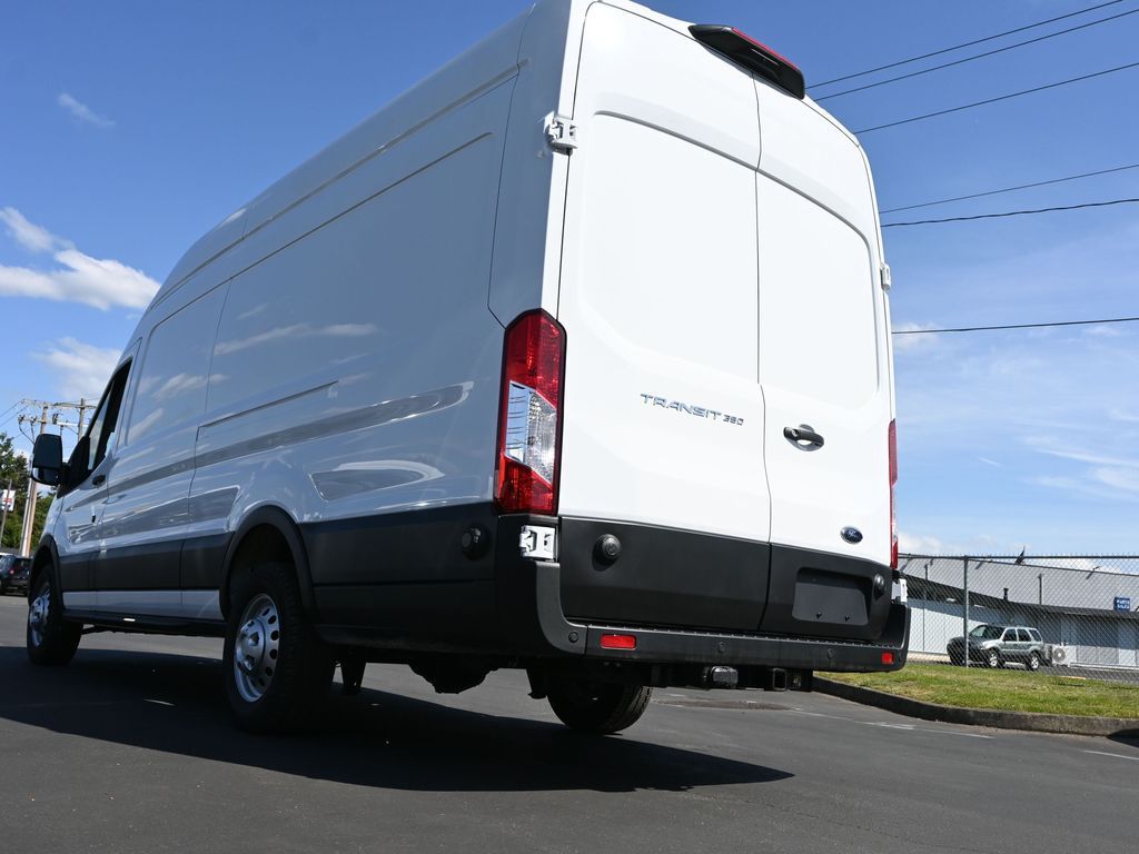 2025 Ford Transit 350