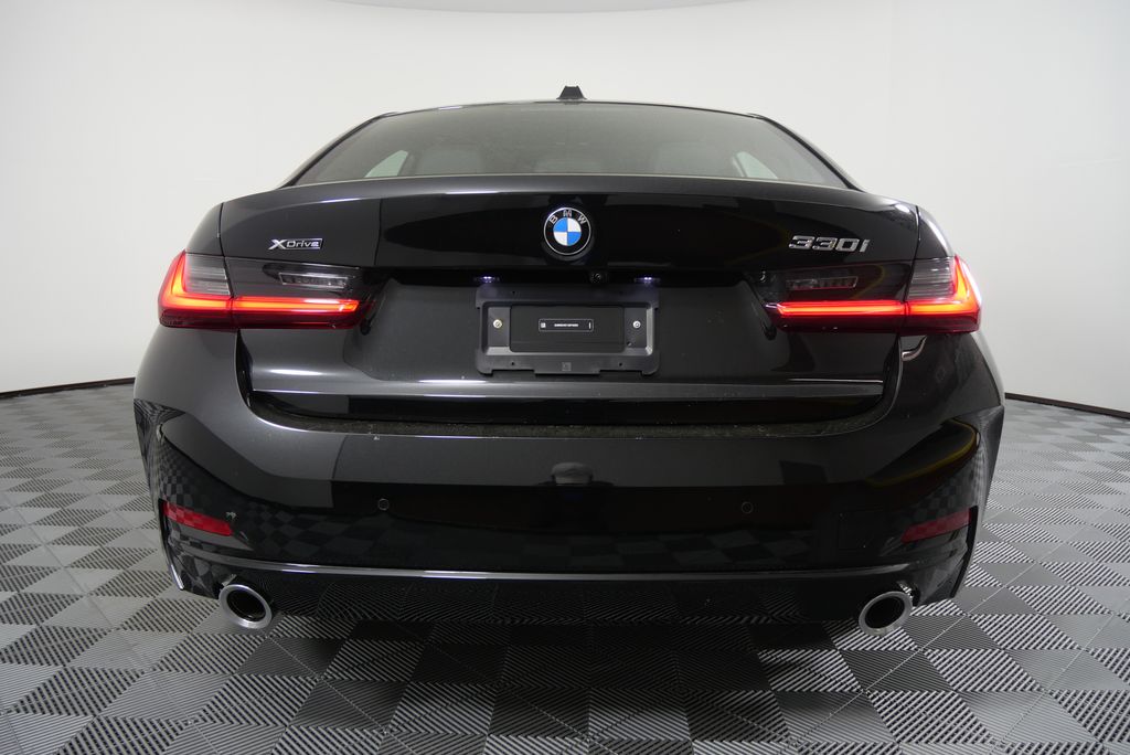 2025 BMW 3 Series 330i xDrive 4