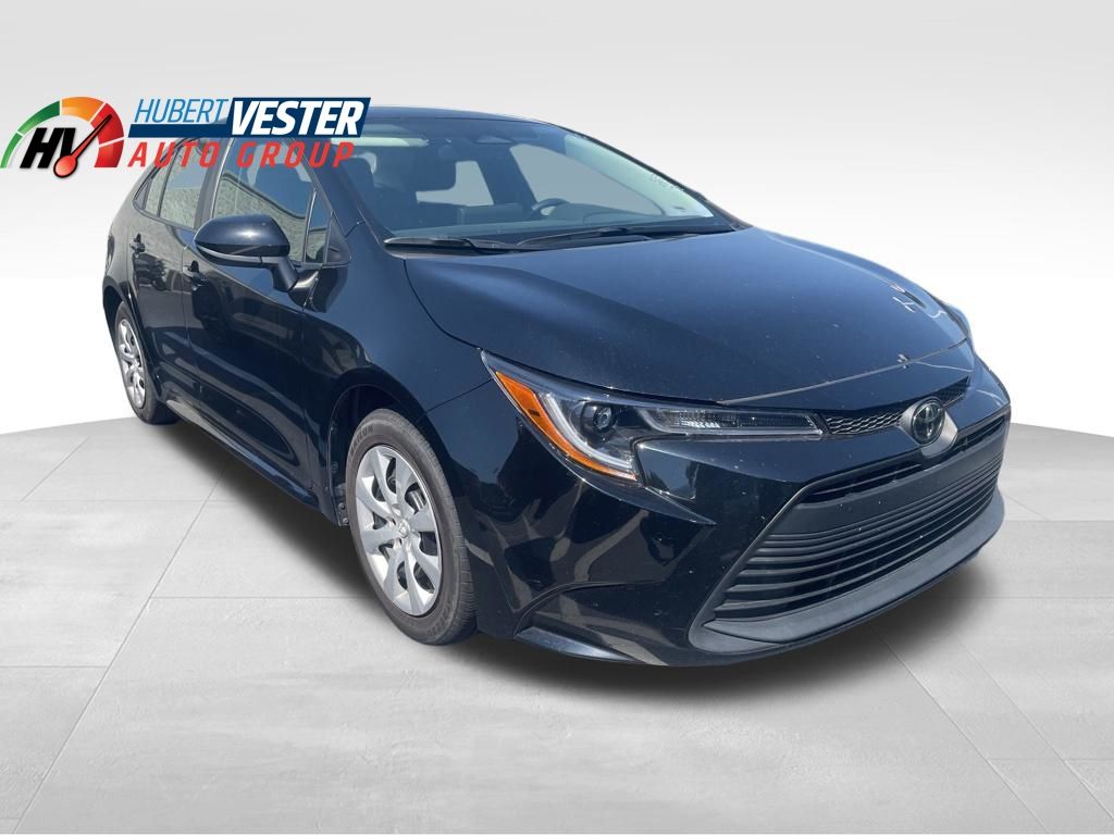 2024 Toyota Corolla LE CVT's photo