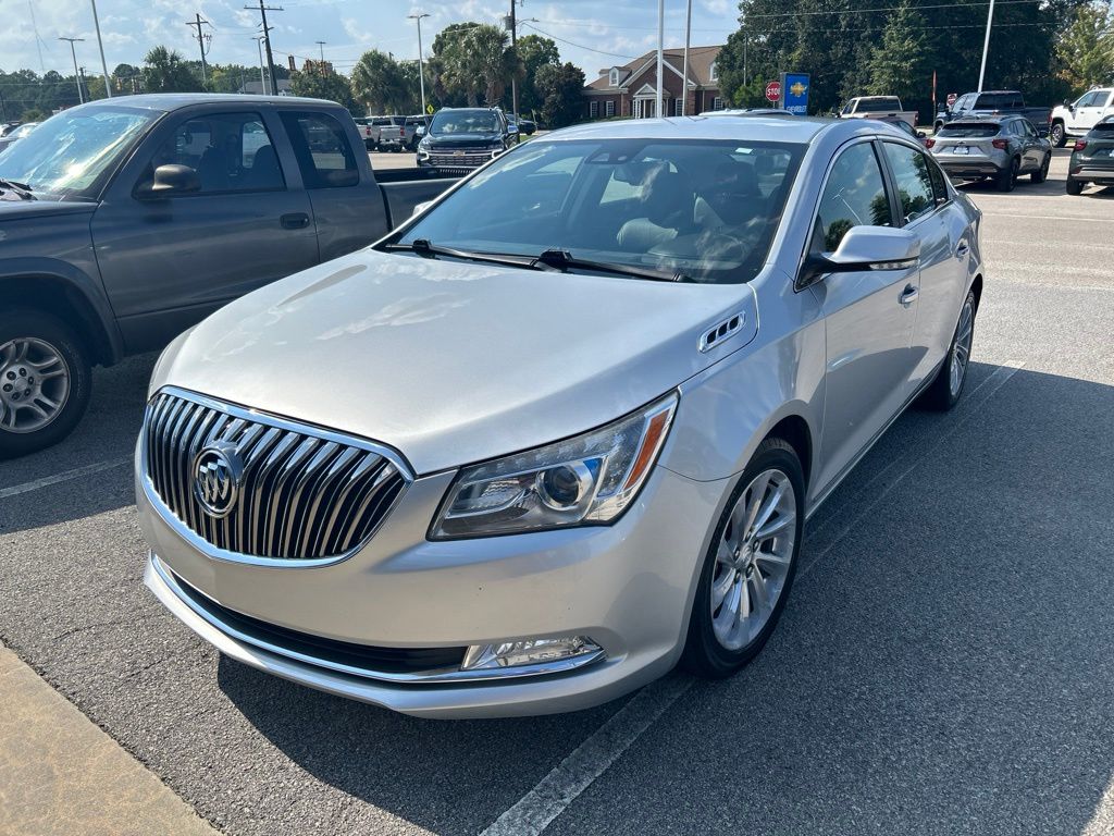 Quicksilver Metallic 2016 Buick LaCrosse Sedan Front-Wheel Drive 6-Speed Automatic Overdrive