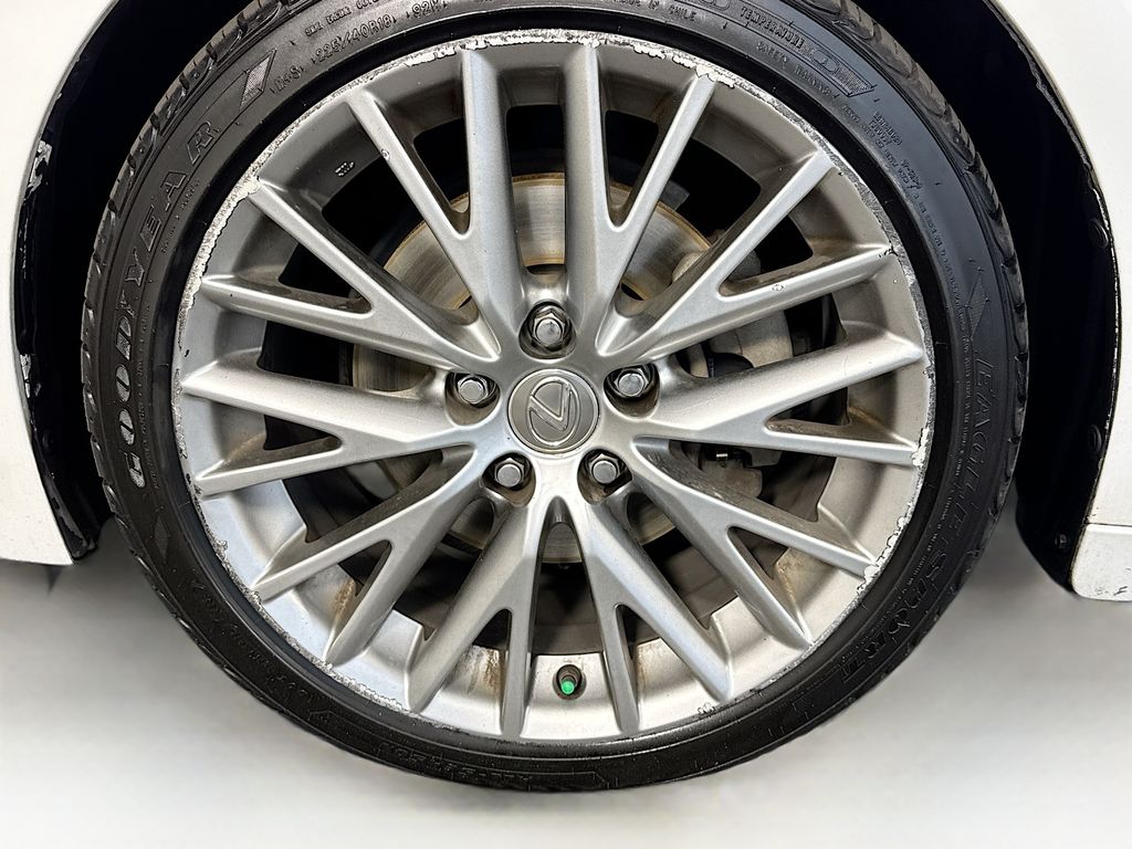 Thumbnail: 2014 Lexus IS - 31