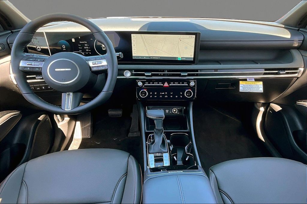 2025 Hyundai Santa Cruz Limited - Photo 9