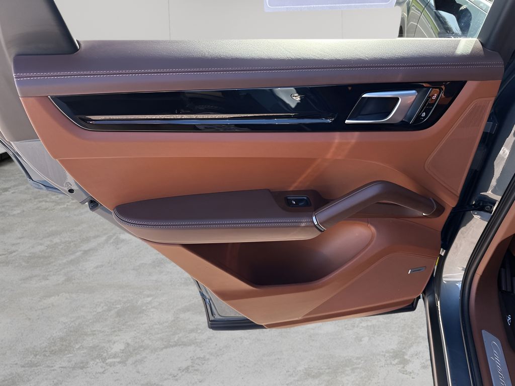 Used Car 2019 Porsche Cayenne  Base For Sale Under $35,000 In Austin, Texas