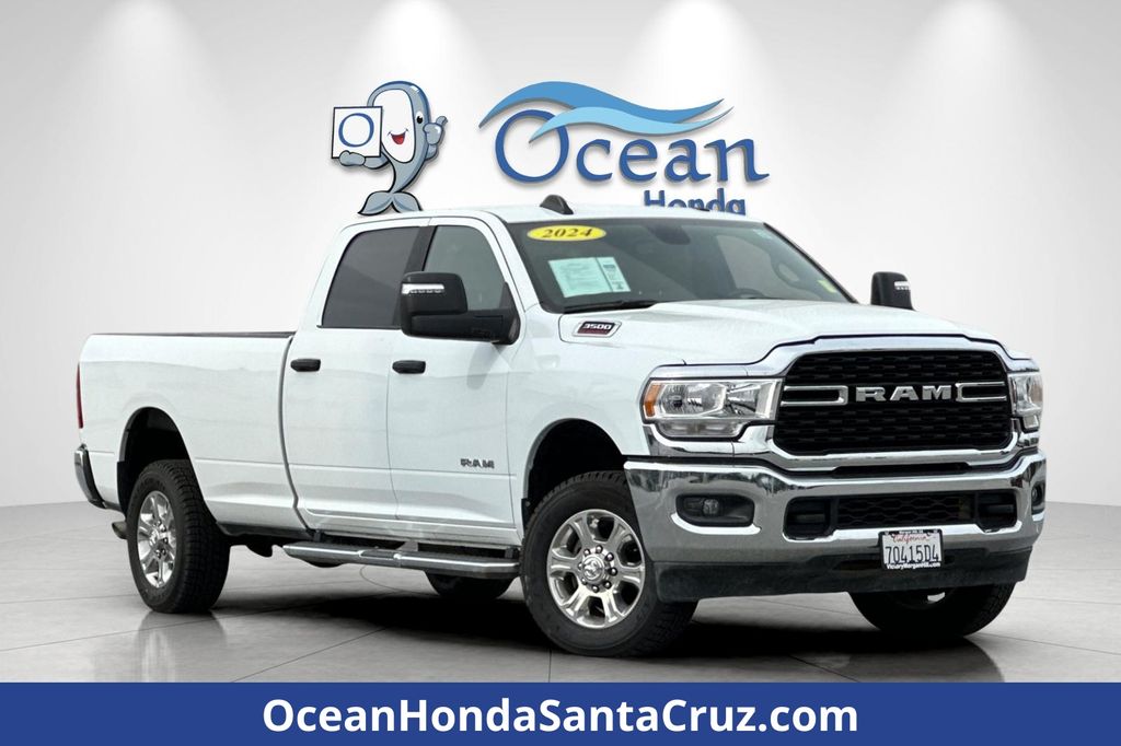 2024 RAM 3500 Big Horn Crew Cab LB 4WD