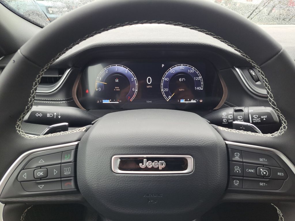 New Car 2025 Jeep Grand Cherokee  Laredo X For Sale Under $35,000 In Austin, Texas