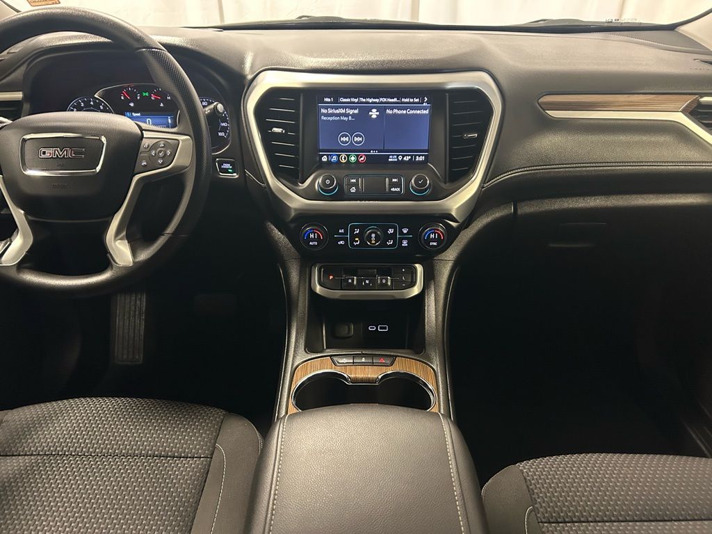used 2023 GMC Acadia car, priced at $30,246