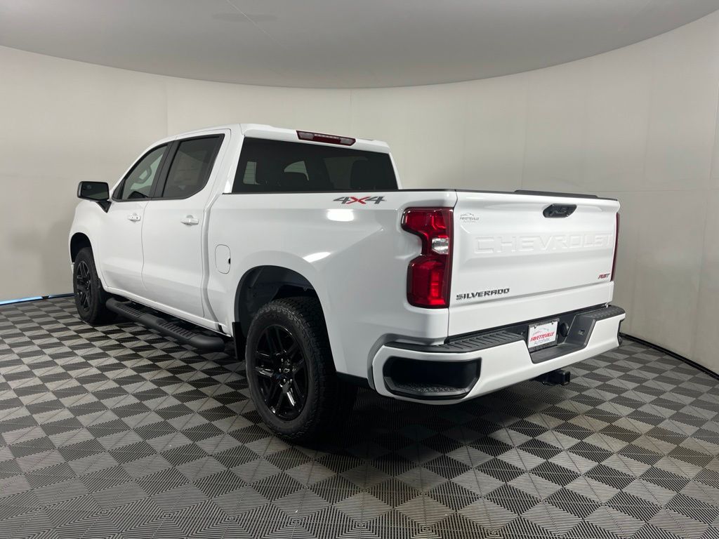 Thumbnail: 2026 Chevrolet Silverado 1500 - 4