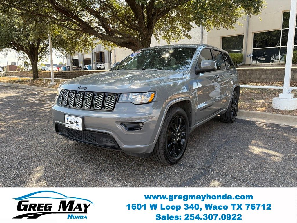 2019 Jeep Grand Cherokee Altitude - 2