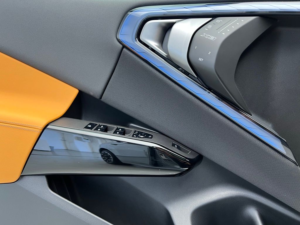 Thumbnail: 2026 BMW X3 - 18