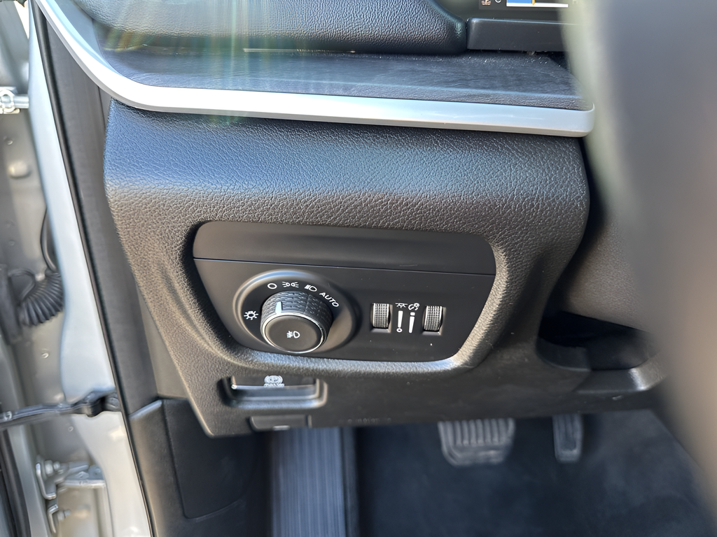 Used Car 2022 Jeep Grand Cherokee L  Limited For Sale Under $35,000 In Austin, Texas