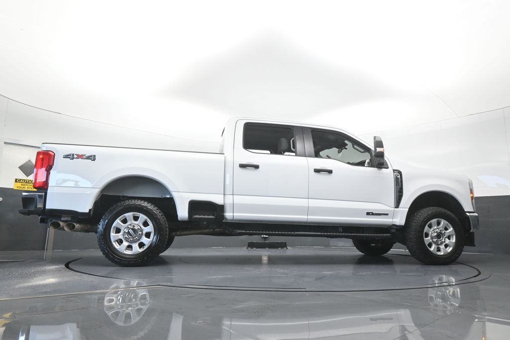 Used 2024 Oxford White Ford XLT image 63
