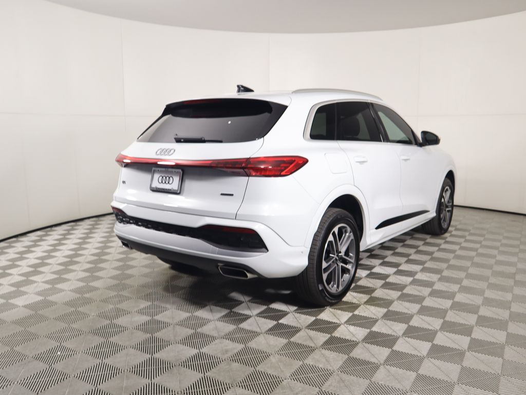 Thumbnail: 2025 Audi Q5 - 5