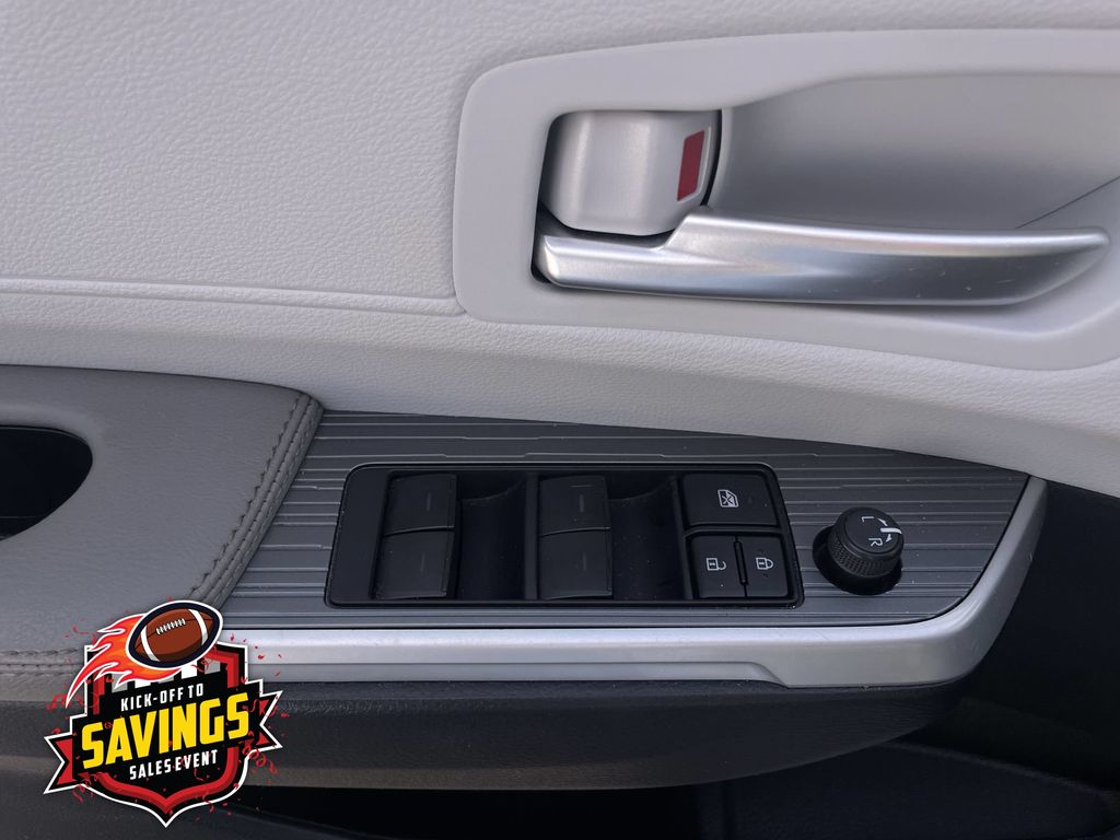 Used 2025 Toyota Sienna Van