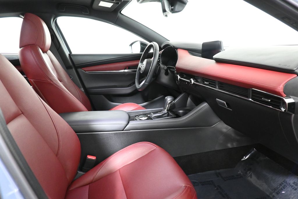 2021 Mazda Mazda3 Premium 26