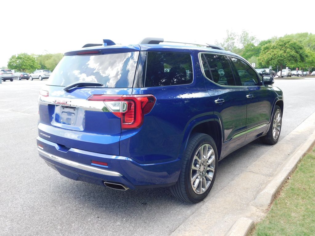2023 GMC Acadia Denali 4