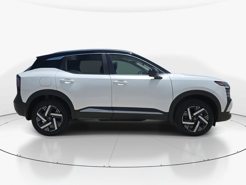 2025 Aspen White Tricoat/Super Black Nissan Kicks SV FWD SUV