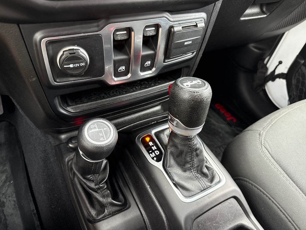 Certified Used 2019 White Jeep Sport S image 22