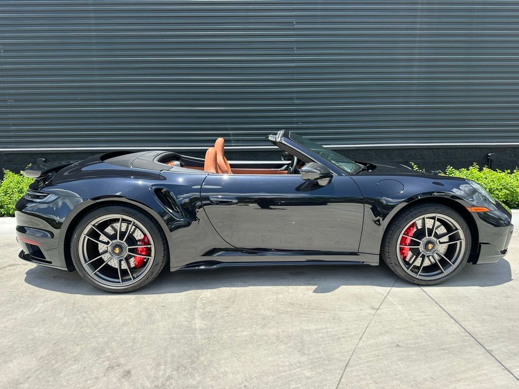 2025 Porsche 911 Turbo 12