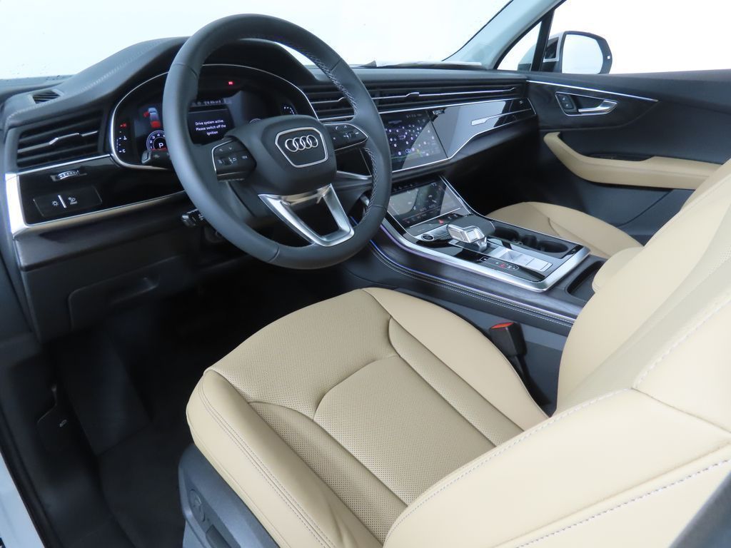 Thumbnail: 2026 Audi Q7 - 26