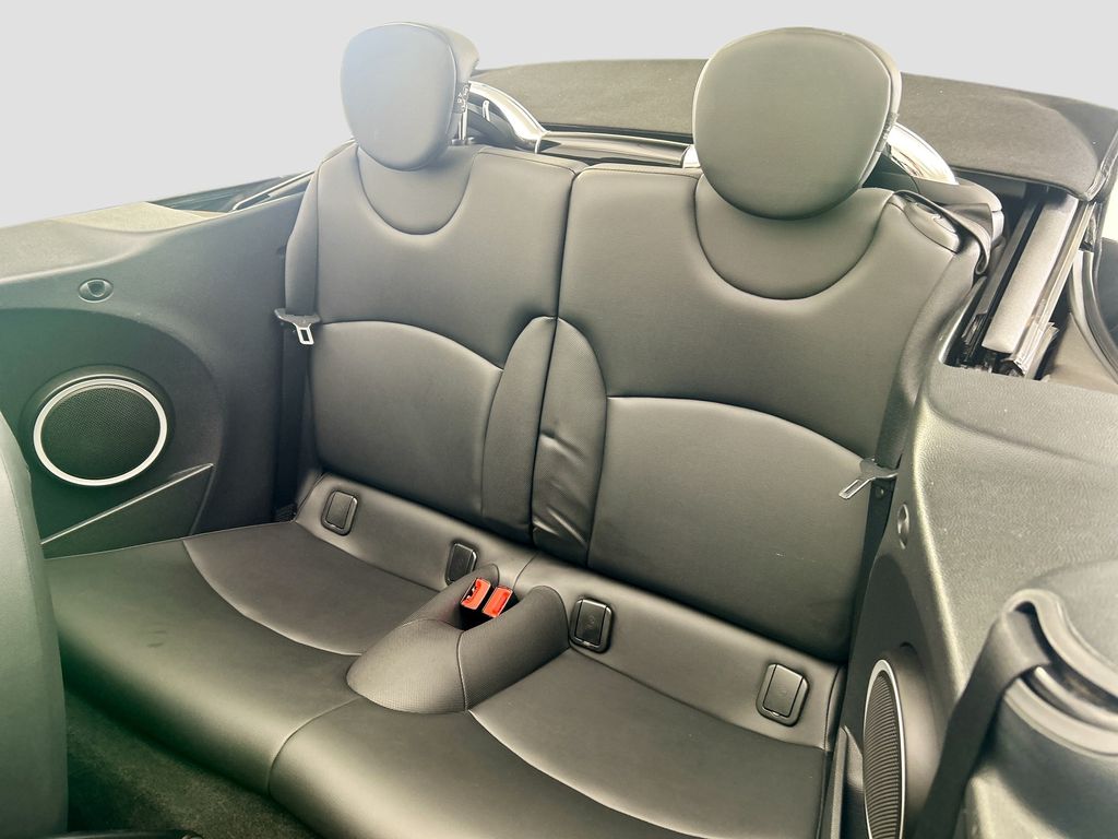 Thumbnail: 2014 MINI Cooper - 17