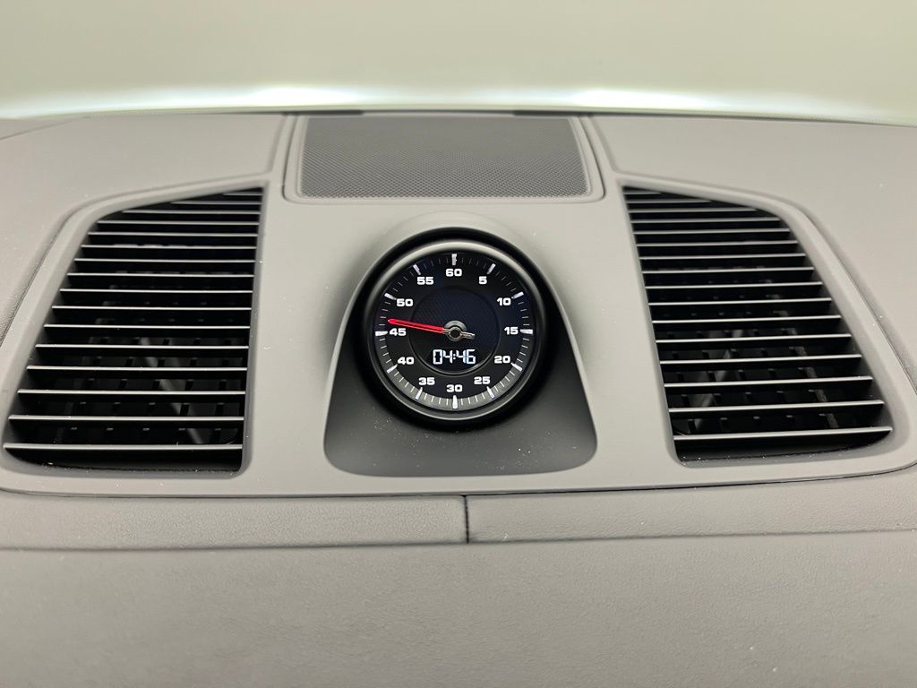 Thumbnail: 2023 Porsche  - 19