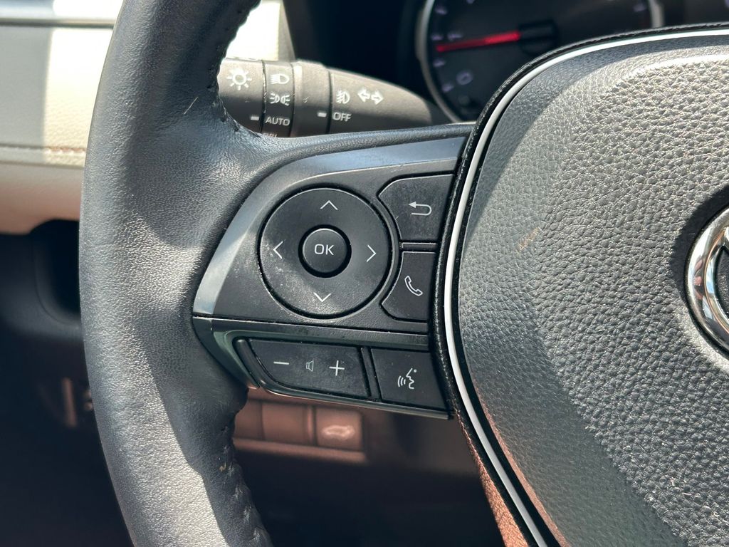 Used 2020 Toyota RAV4 SUV