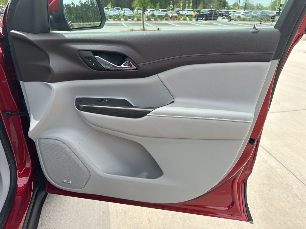 2023 Volcanic Red Tintcoat GMC Acadia SLT FWD SUV