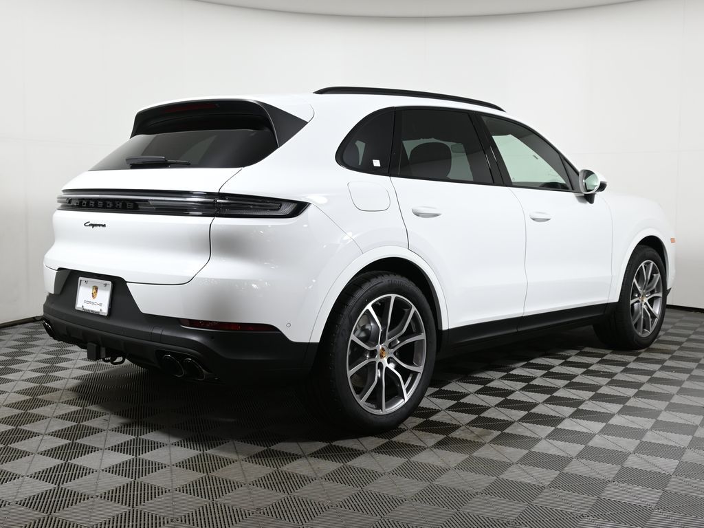 2025 Porsche Cayenne  7