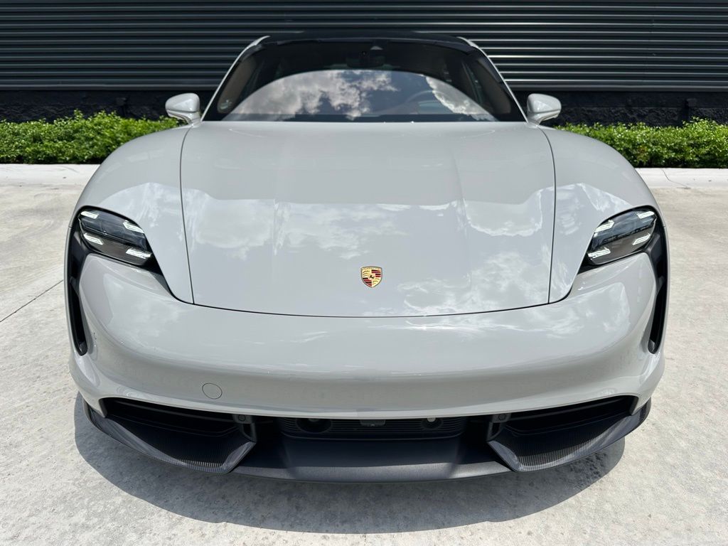 2024 Porsche Taycan Turbo 7