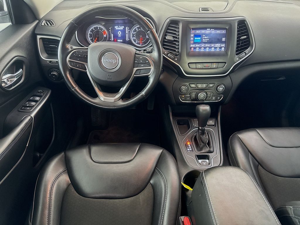 Used Car 2021 Jeep Cherokee  Latitude Plus For Sale Under $20,000 In Austin, Texas