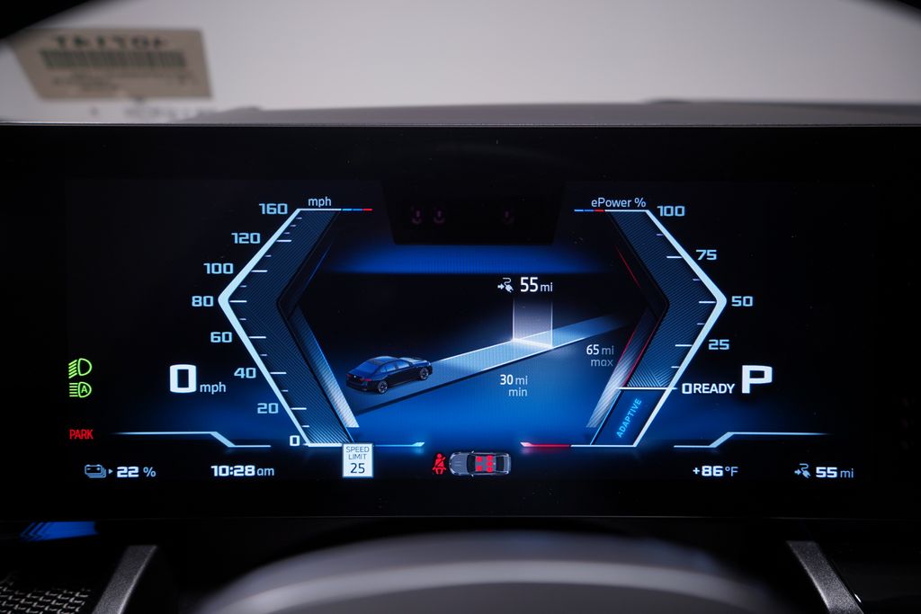 Thumbnail: 2024 BMW i5 - 22