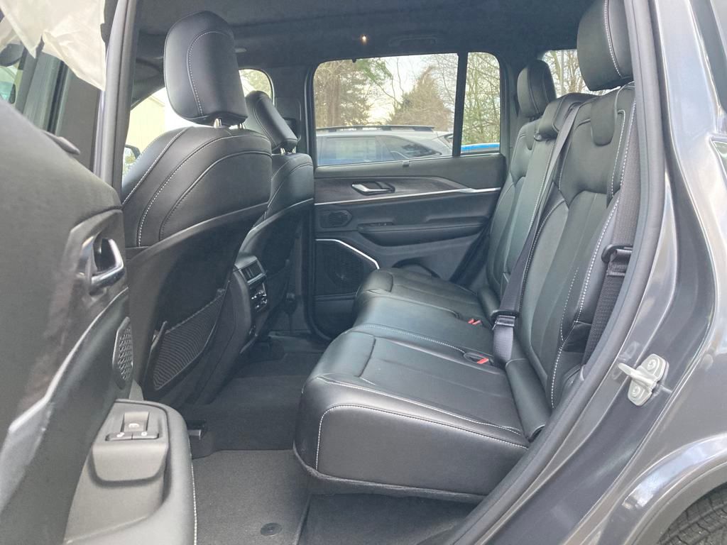 New 2024 Gray Jeep 4xe image 16