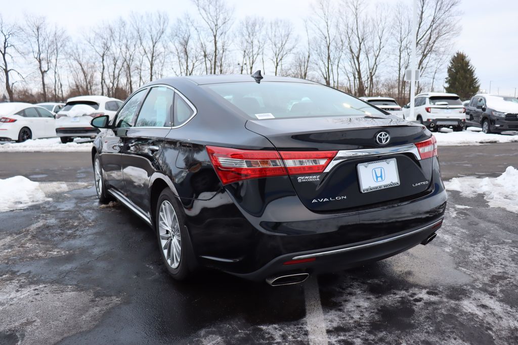 2017 Toyota Avalon Limited 3