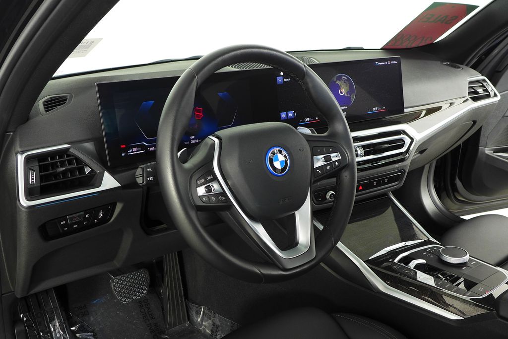 Thumbnail: 2023 BMW 3 Series - 31