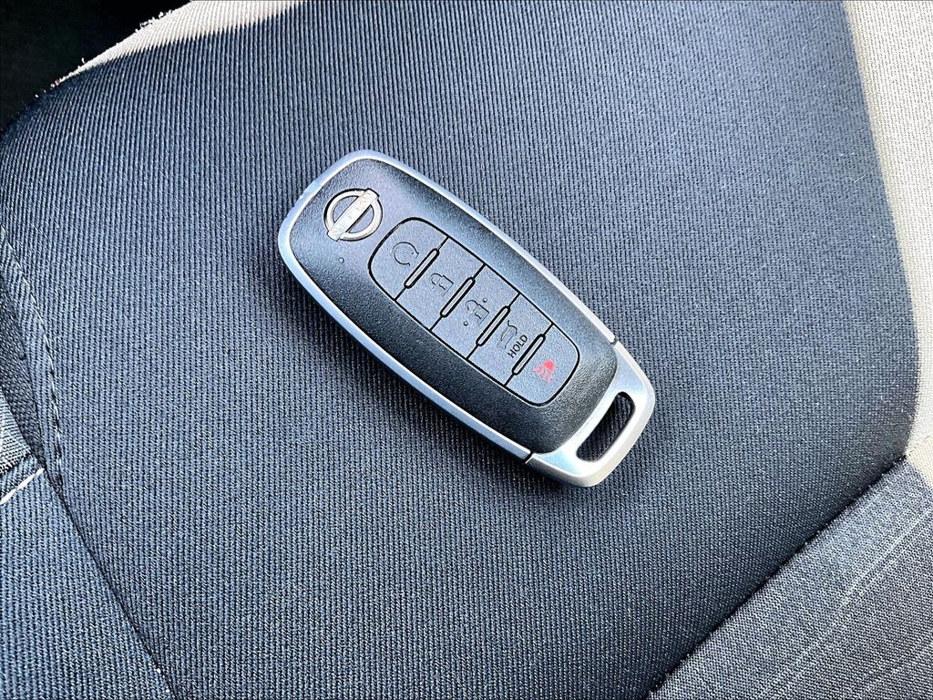 2025 Nissan Pathfinder — photo 30