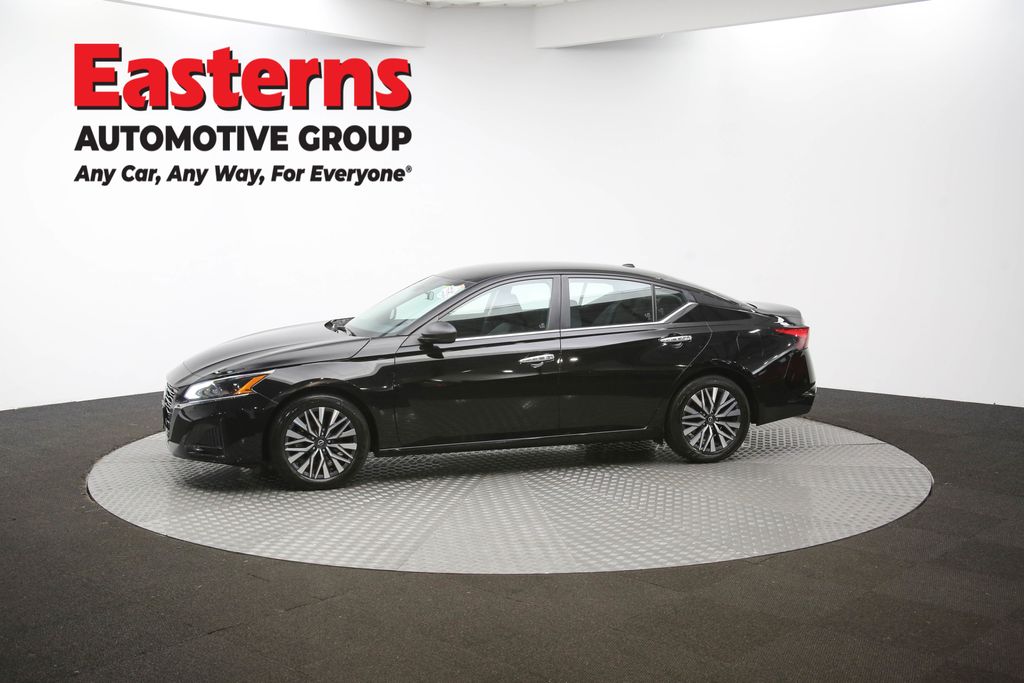 Used 2024 Black Nissan 2.5 SV image 55